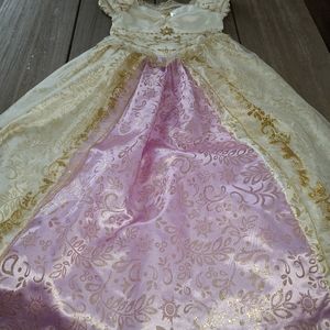 Rapunzel dress